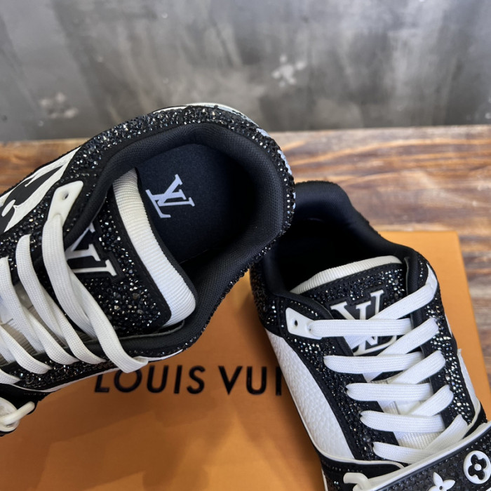 1V SNEAKERS 1V0425-223