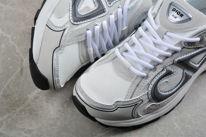 D10R B30 SNEAKERS B3102