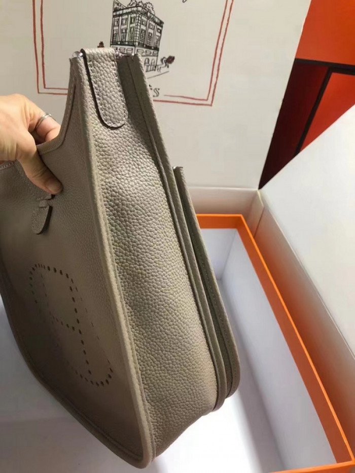 Her*mes bag B0113-184