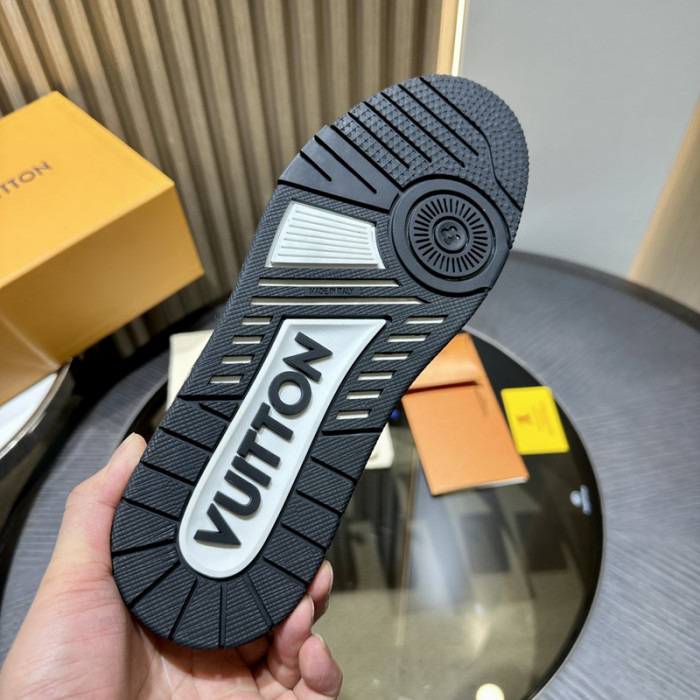 1V SNEAKERS 1V0425-271