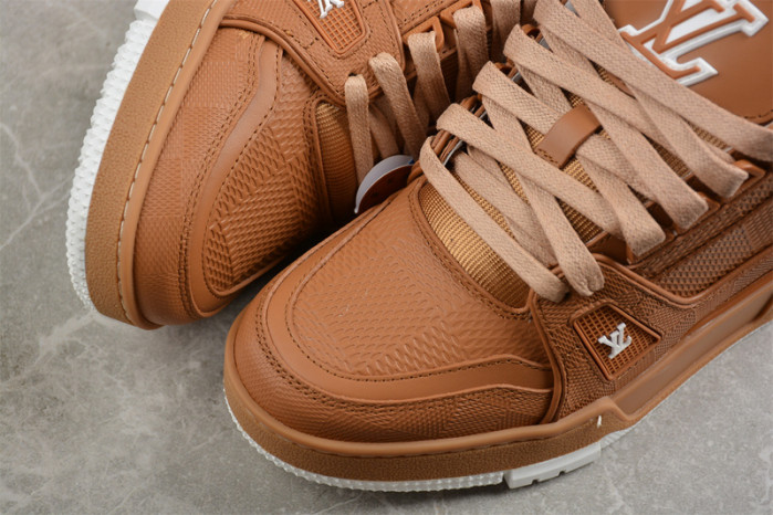 1V TRAINER 1V0425-324