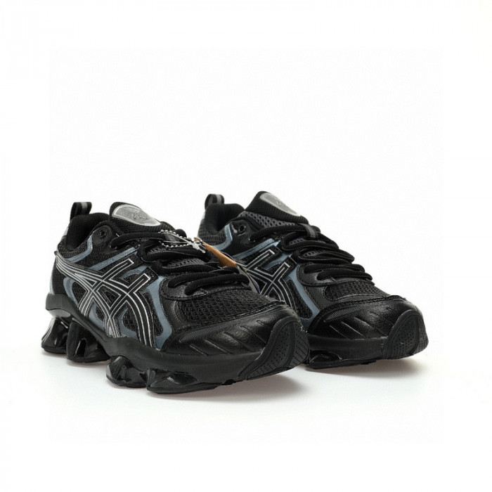 As*ic*s 1203a270-253