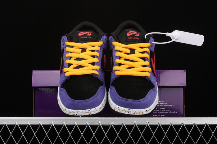 nike sb dunk low “acg terra” bq6817-008