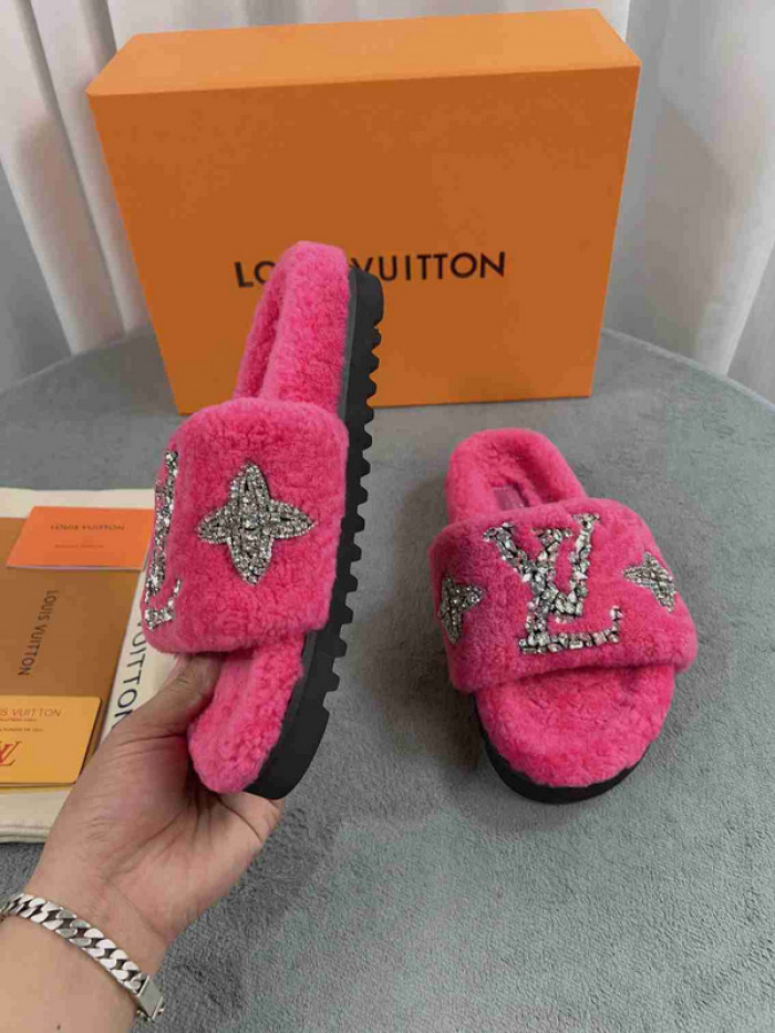 1*V SLIPPERS 11V0107-014