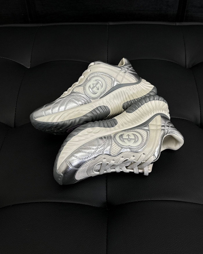 He*mes Slide CU526-2127