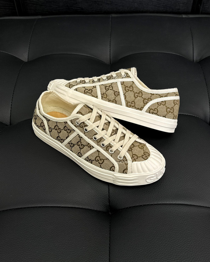 G*u*i low-top sneaker gu0613-026