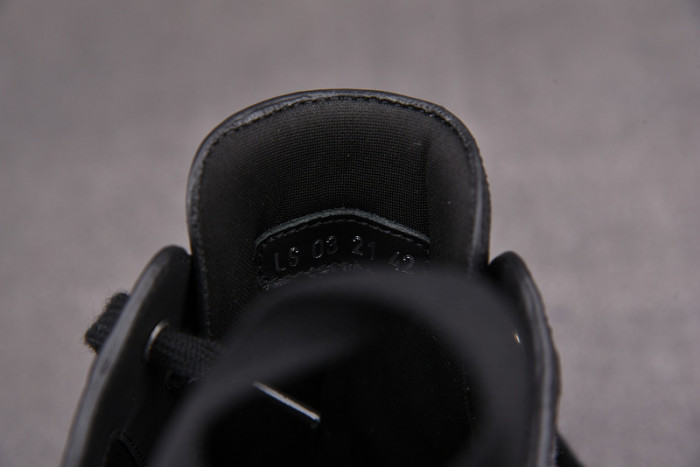 D10R B28 Sneakers Low Top