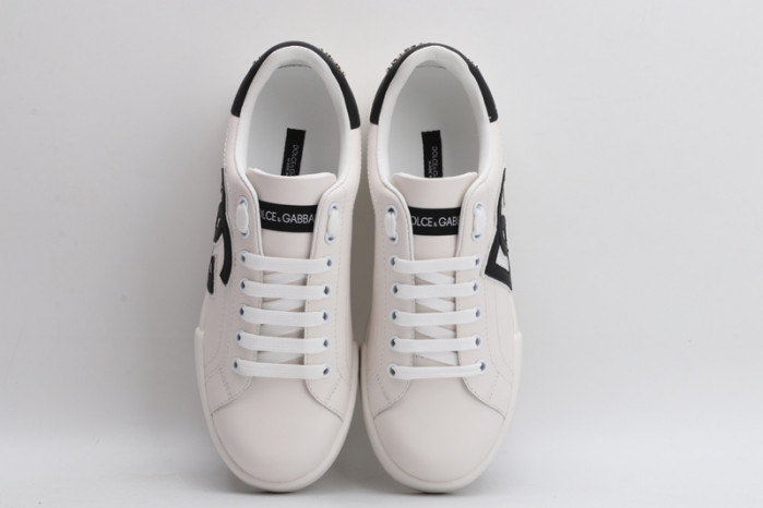 d.g. sneakers ef563-002