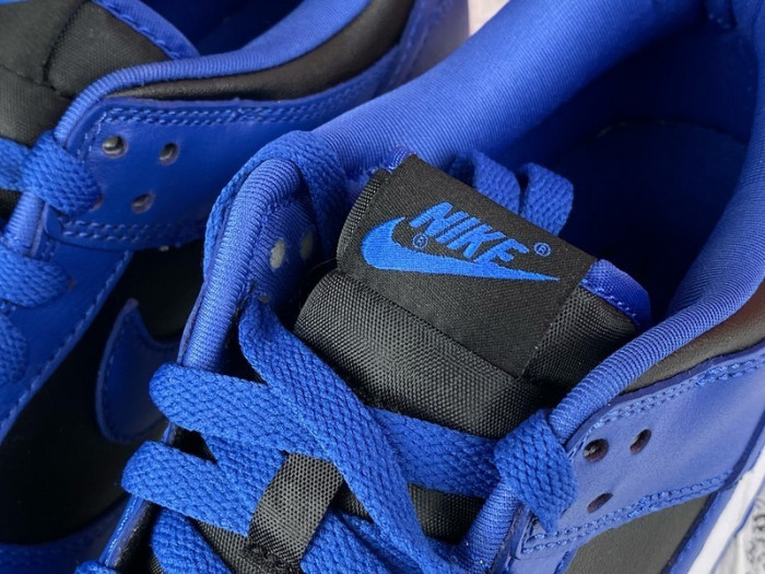 nike dunk low sb black and blue cu1726 006