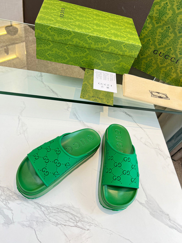 G*u*i slippers gu568-049