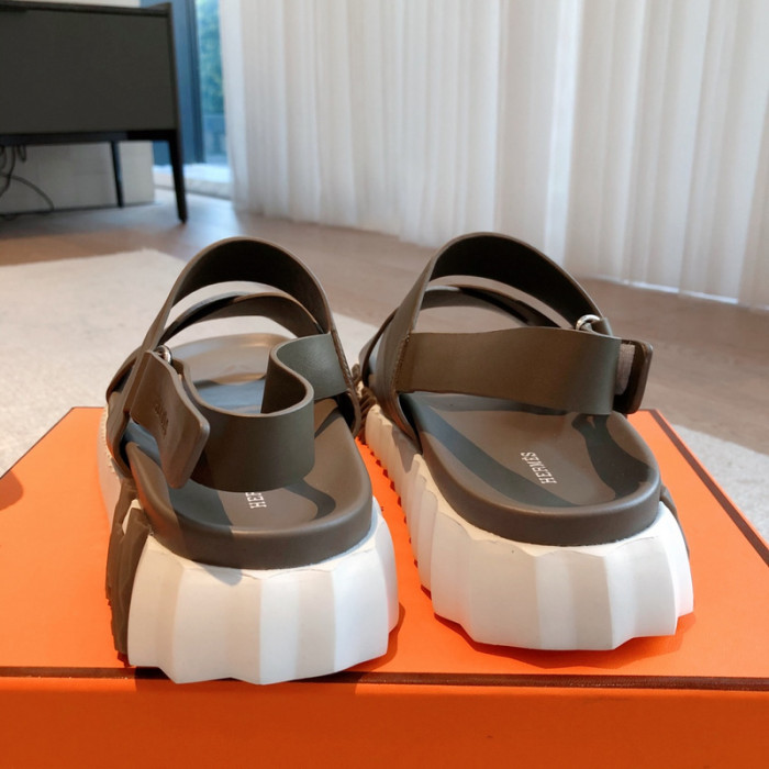 he*mes slide cu526-2074