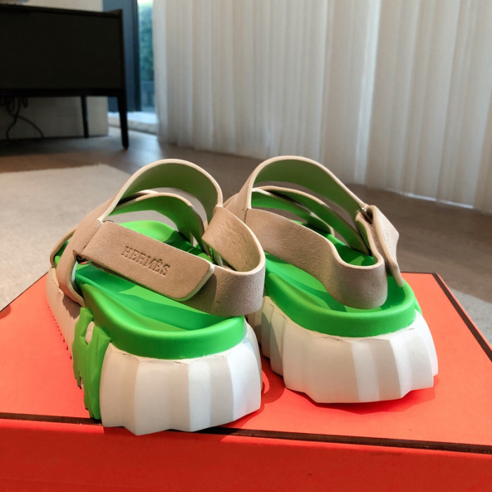 he*mes slide cu526-2077