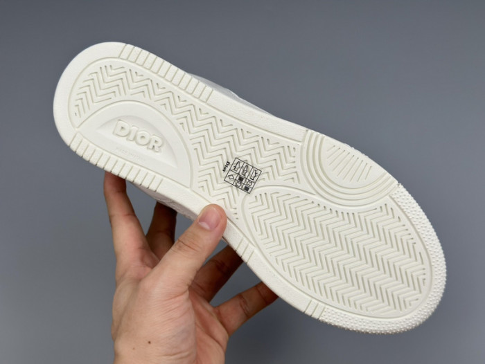 d10r b27 sneakers bnop235-028