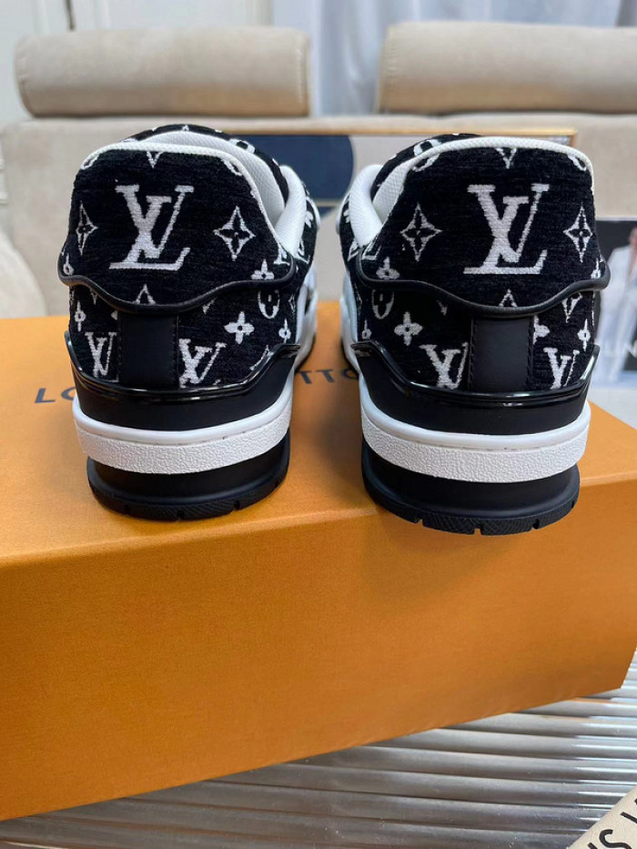 1V SNEAKERS 1V0425-063