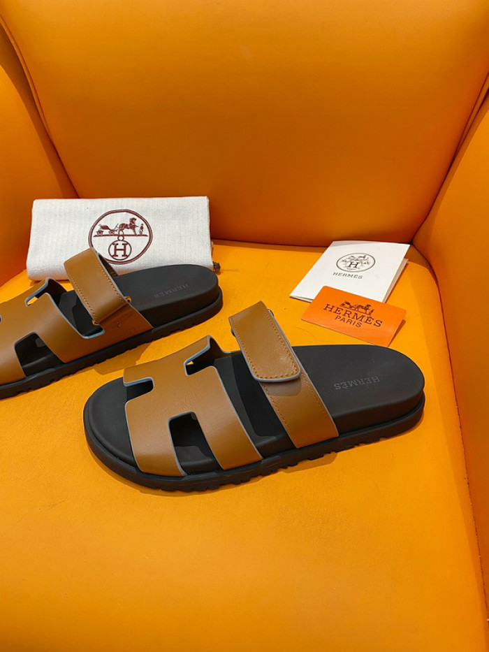 He*mes Slide CU526-2122