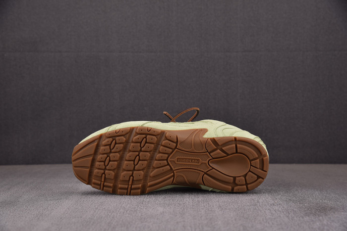 M*u M*u x New Balance Leather Sneakers UM002