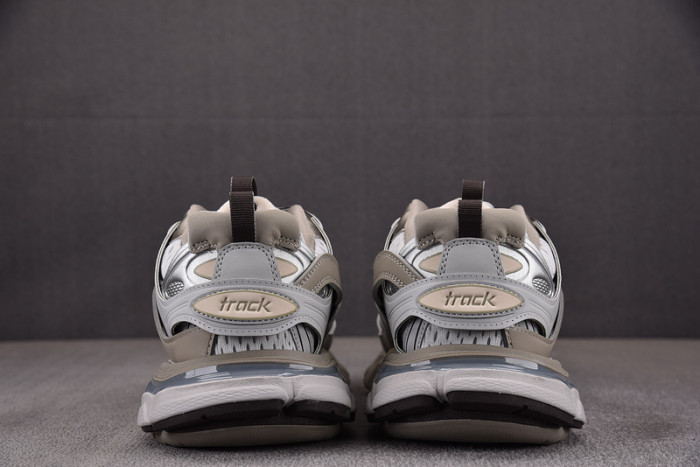 BLCG Track.WTRHW9011