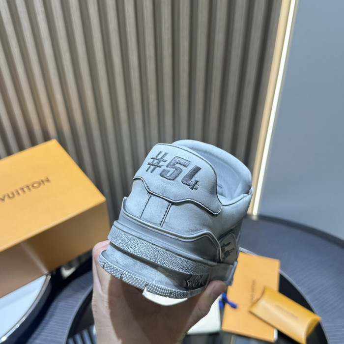 1V SNEAKERS 1V0425-133