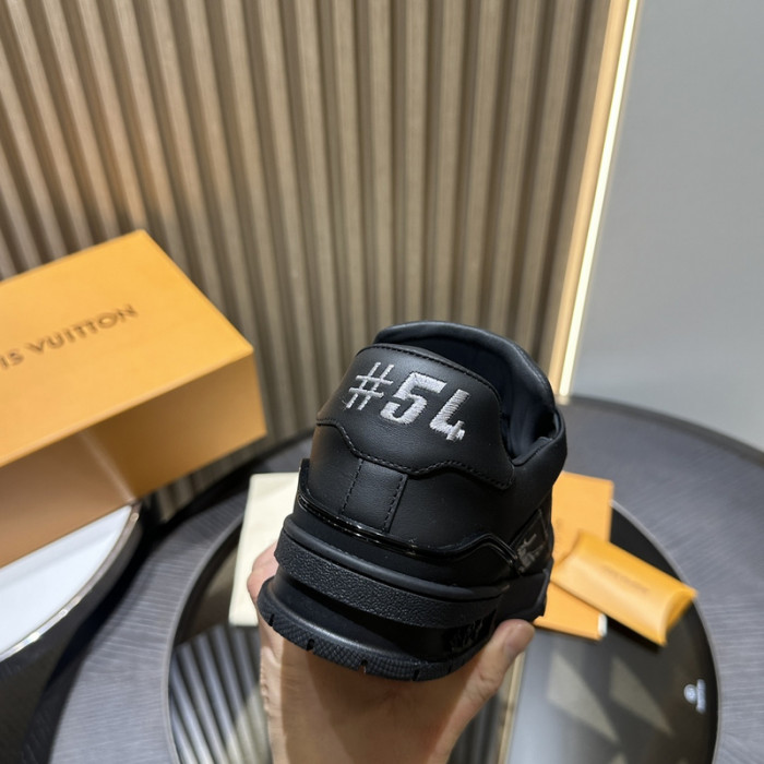 1V SNEAKERS 1V0425-135