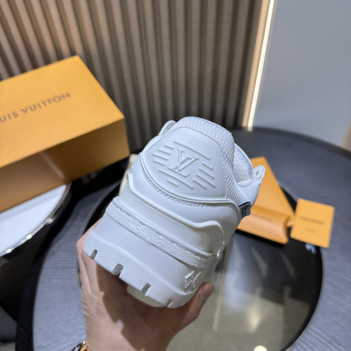 1V SNEAKERS 1V0425-152