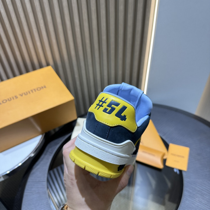 1V SNEAKERS 1V0425-158