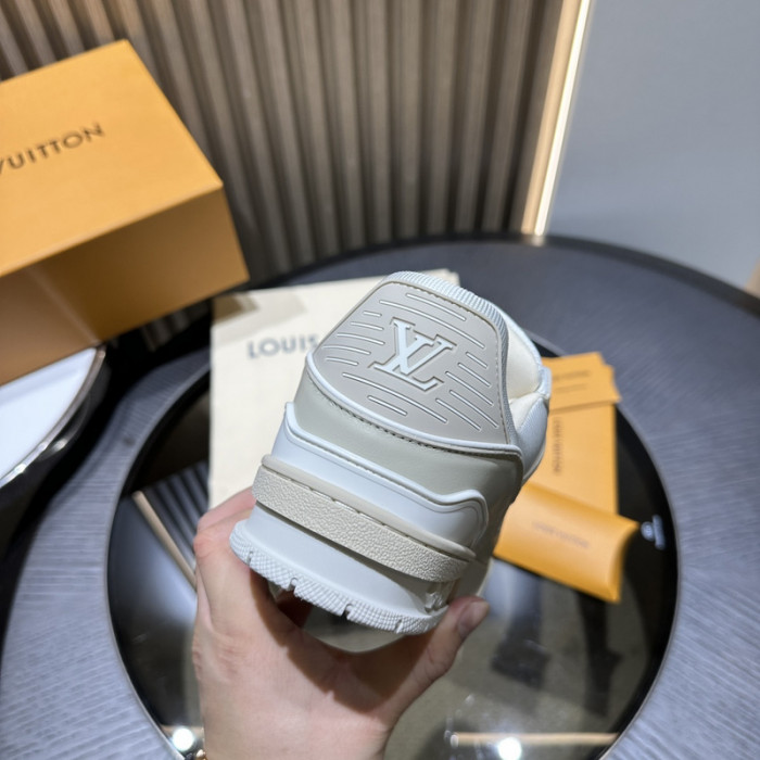 1V SNEAKERS 1V0425-166