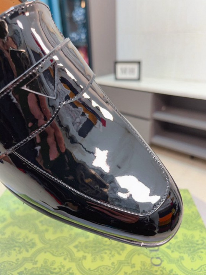 G*u*i1 loafers gu0613-080