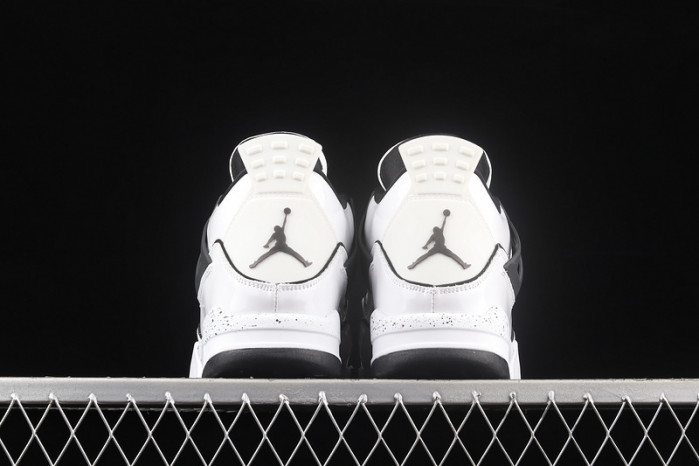 Air Jordan 4 Retro GS 
