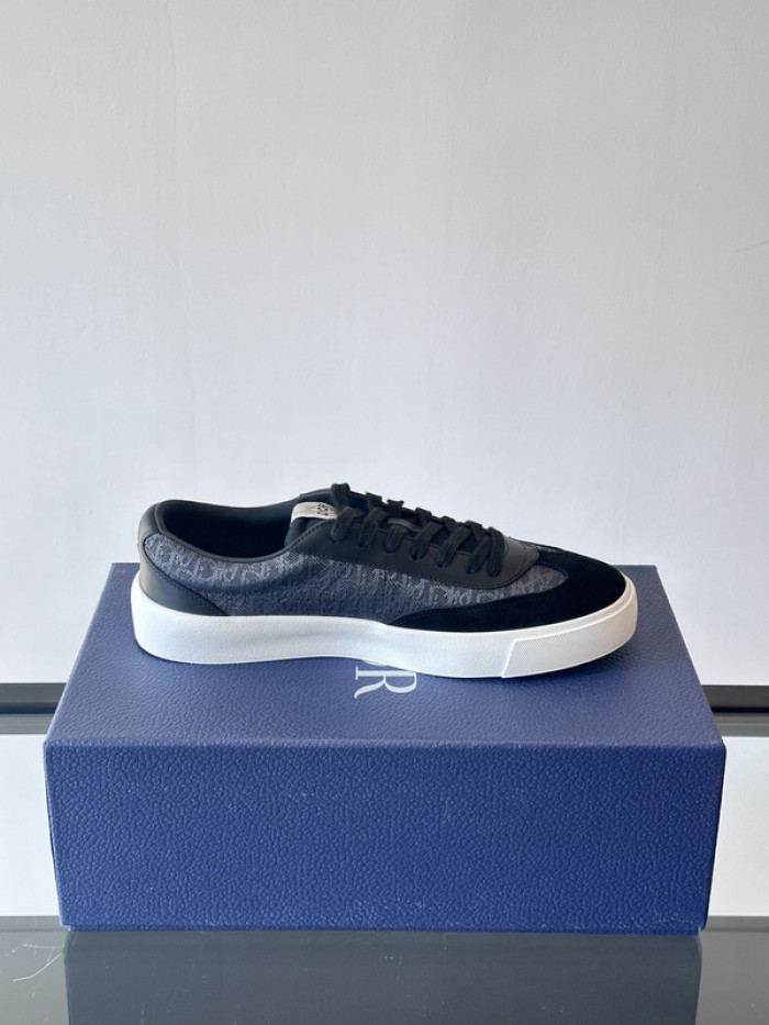 D10R B33 Sneakers Low Top DR33-016