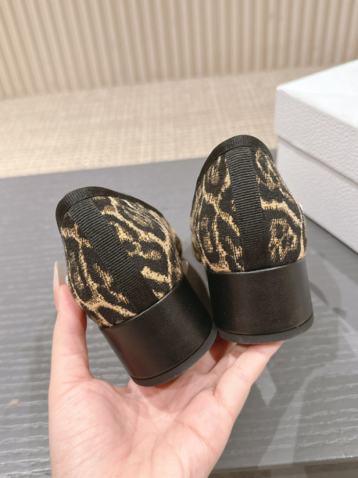 D10R SNEAKERS D896-123