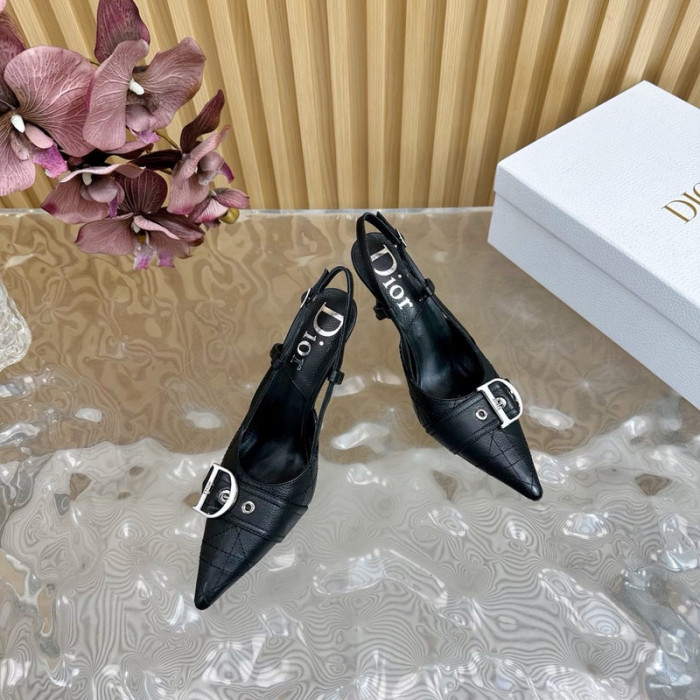 D10R SNEAKERS 8.5CM D896-136