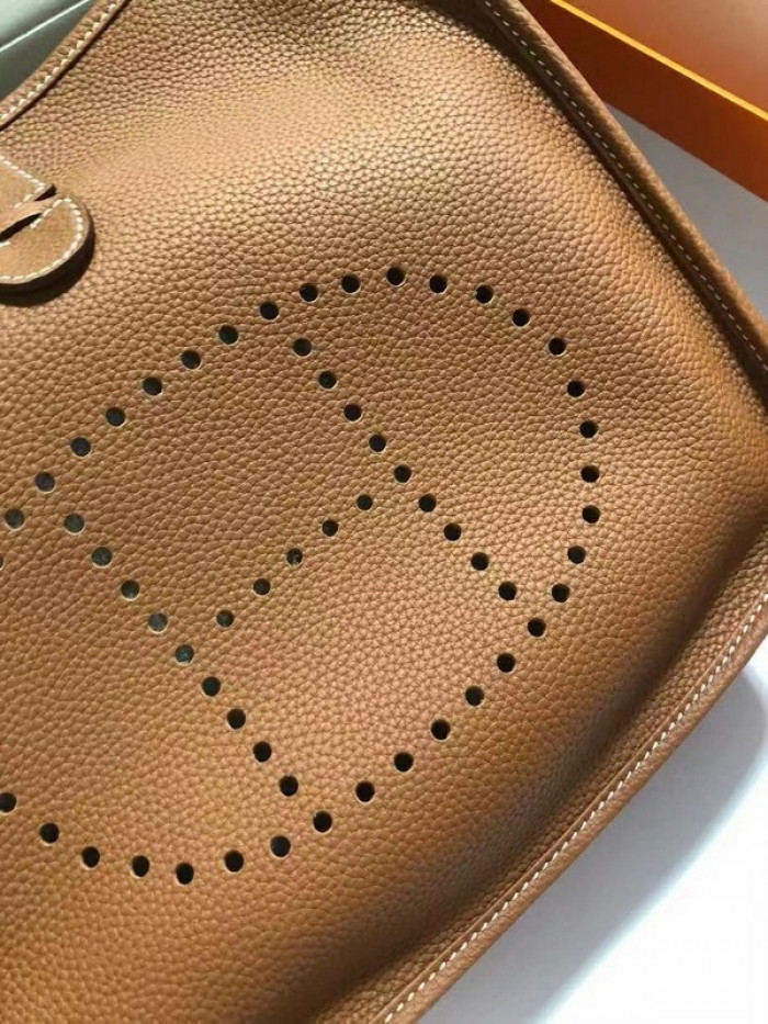 Her*mes bag B0113-185