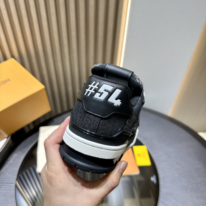 1V SNEAKERS 1V0425-271