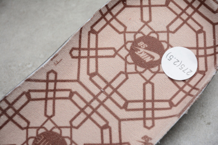 frame skate x nike sb dunk low ct2550-600