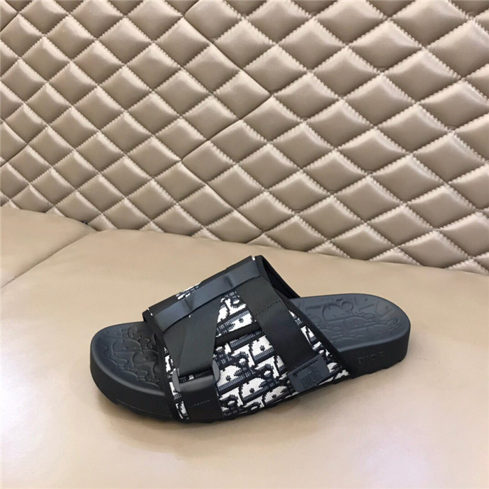 DIOR SLIPPERS
