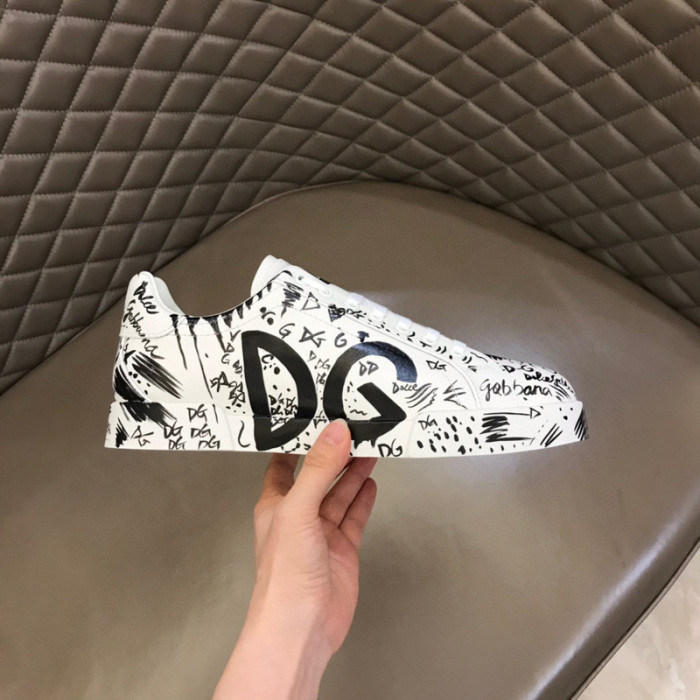 D.G. Sneakers DG210-130