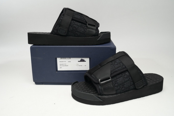 DIOR SLIPPERS