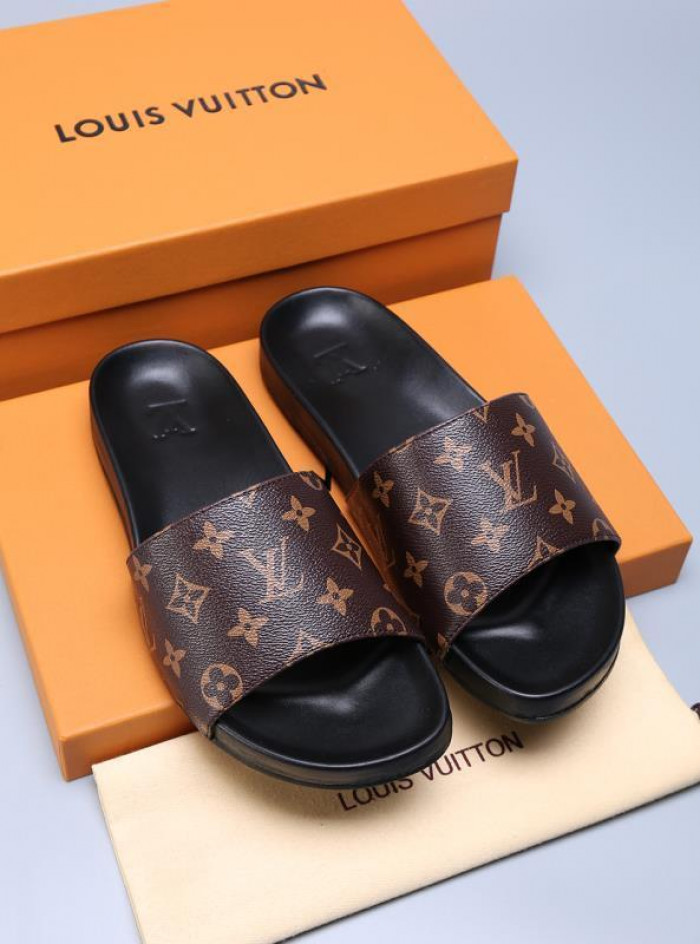 1*V SLIPPERS 11V0107-037