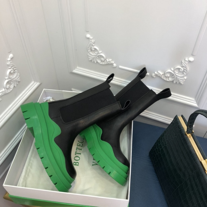 Bo*te*ga ve*ne*ta boots