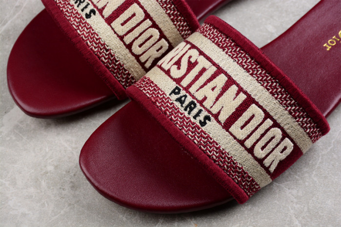 DIOR SLIPPERS