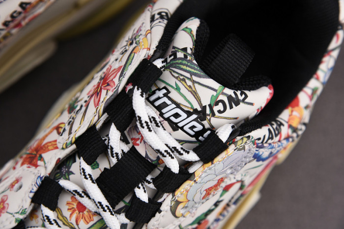 BLCG Sneaker Triple.s Sneakers BL520012365