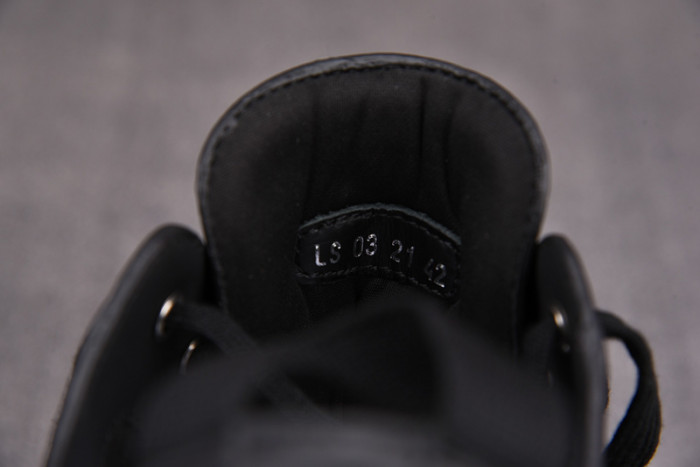 d10r b28 sneakers low top