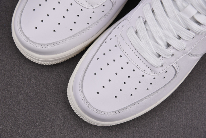 the ofw x nike air force 1 low complexcon ao4297-100