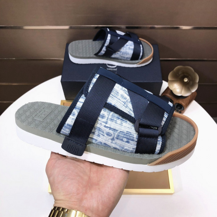 DIOR SLIPPERS