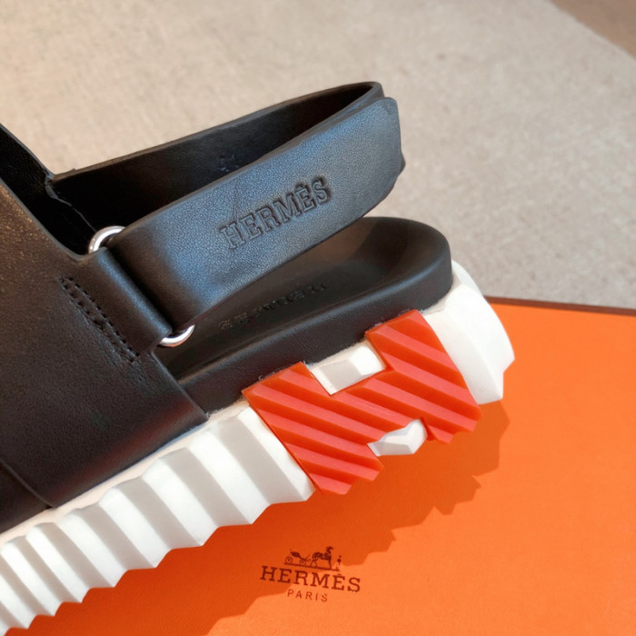 he*mes slide cu526-2071