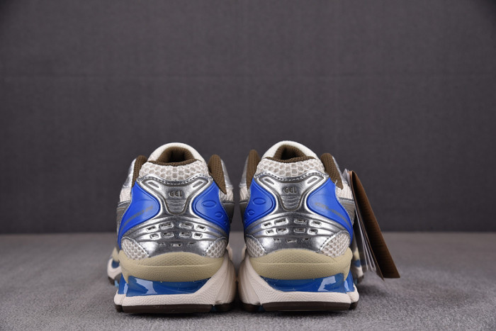 As*ic*s 1202a056-113