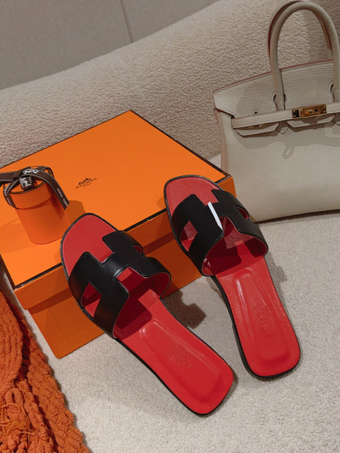 He*mes Slide CU526-2136