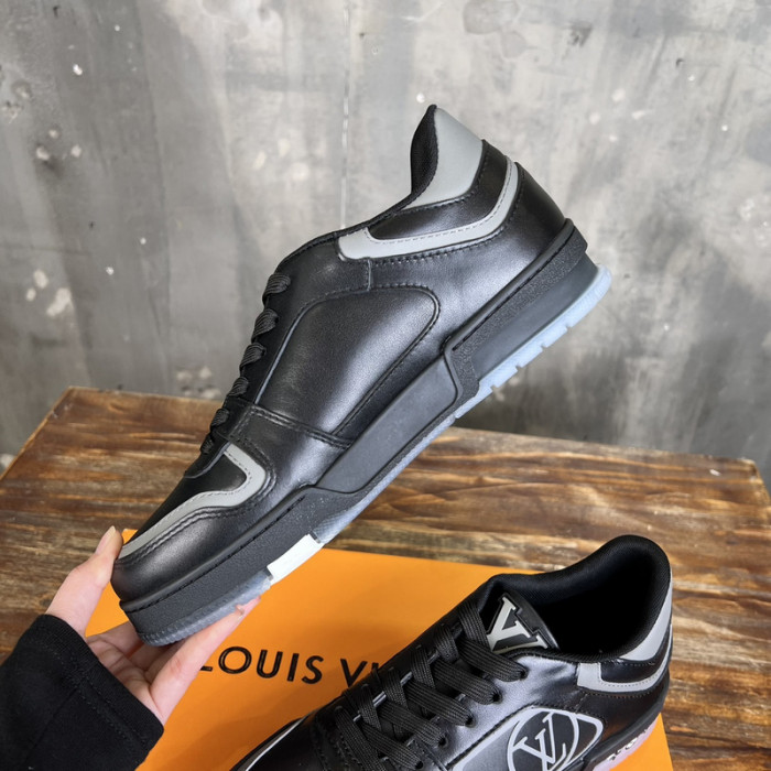 1V SNEAKERS 1V0425-204