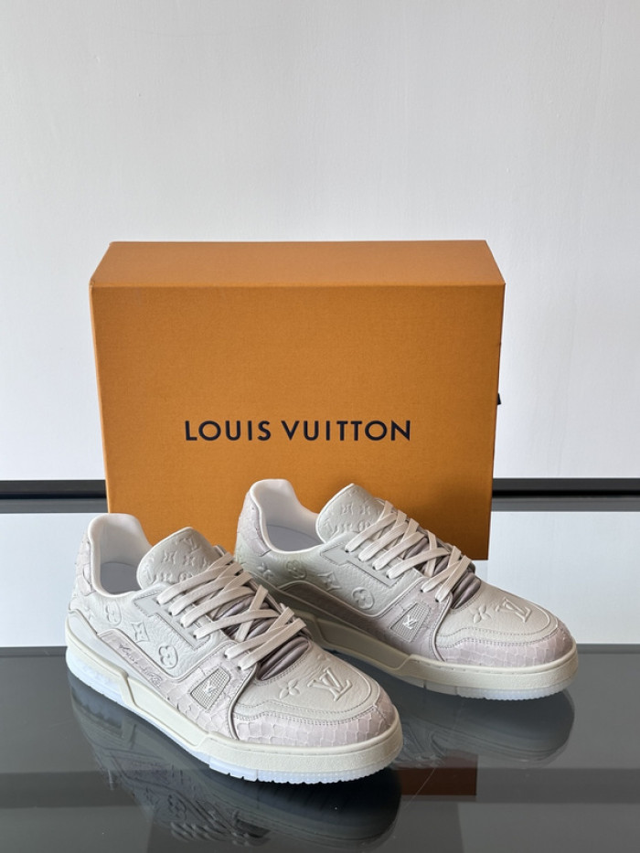 1V SNEAKERS 1V0425-213