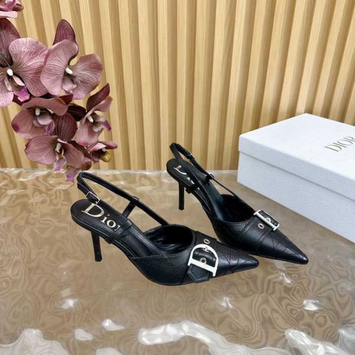 D10R SNEAKERS 8.5CM D896-136